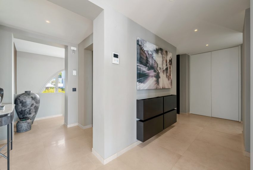 R5293270-Apartment-For-Sale-Aloha-Penthouse-Duplex-3-Beds-266-Built-10