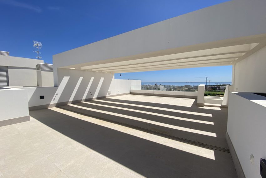 R5293504-Apartment-For-Sale-Estepona-Penthouse-3-Beds-252-Built