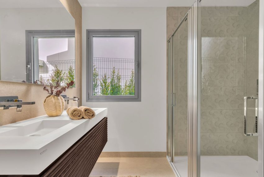 R5293540-Apartment-For-Sale-Marbella-Ground-Floor-Apartment-4-Beds-239-Built-11