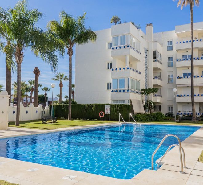 R5296171-Image 1-Middle Floor Apartment - 1 Beds - 77 Built