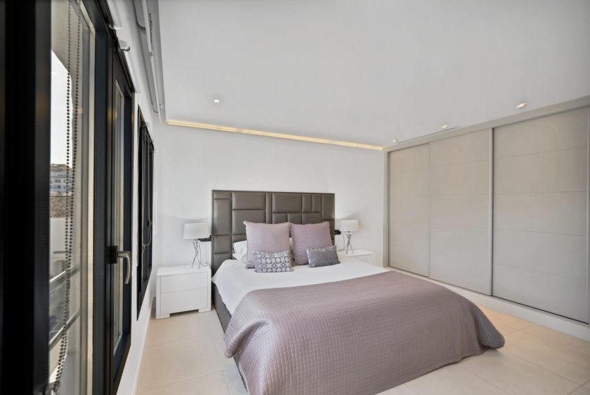 R5297890-Apartment-For-Sale-Marbella-Duplex-2-Beds-150-Built-10