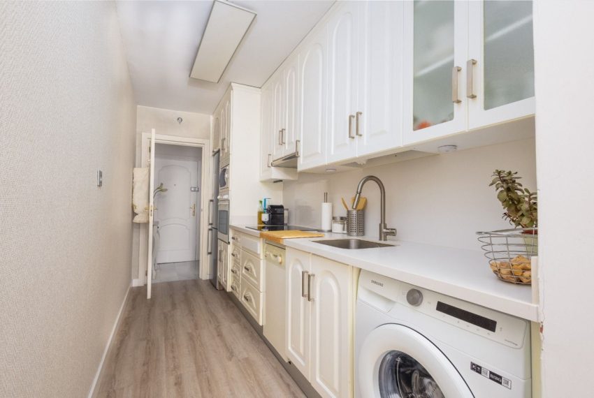 R5302591-Apartment-For-Sale-Marbella-Penthouse-2-Beds-79-Built-2