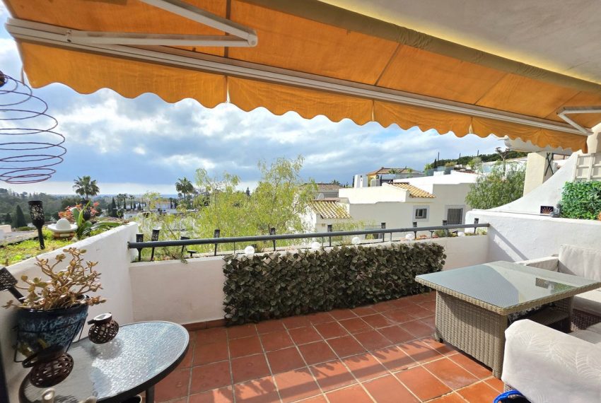 R5306380-Apartment-For-Sale-Aloha-Middle-Floor-Apartment-2-Beds-78-Built-4