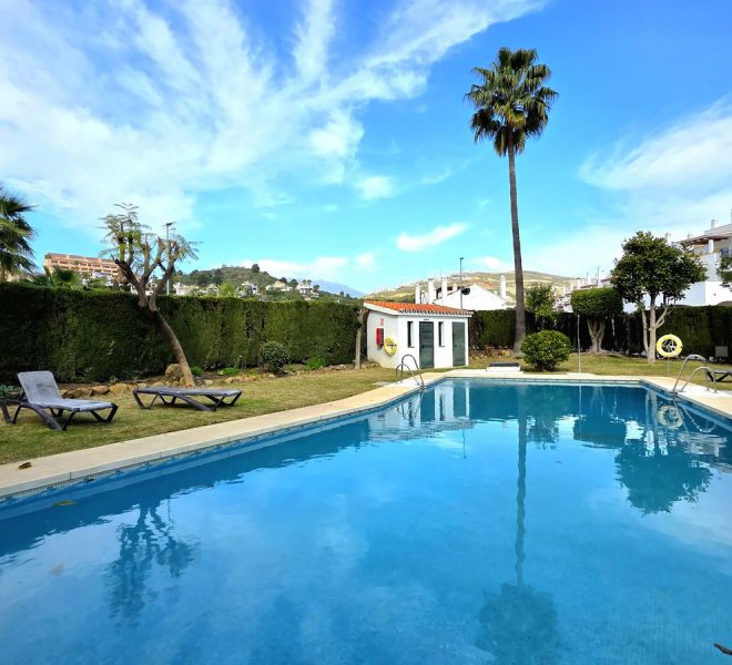 R5306380-Image 1-Middle Floor Apartment - 2 Beds - 78 Built