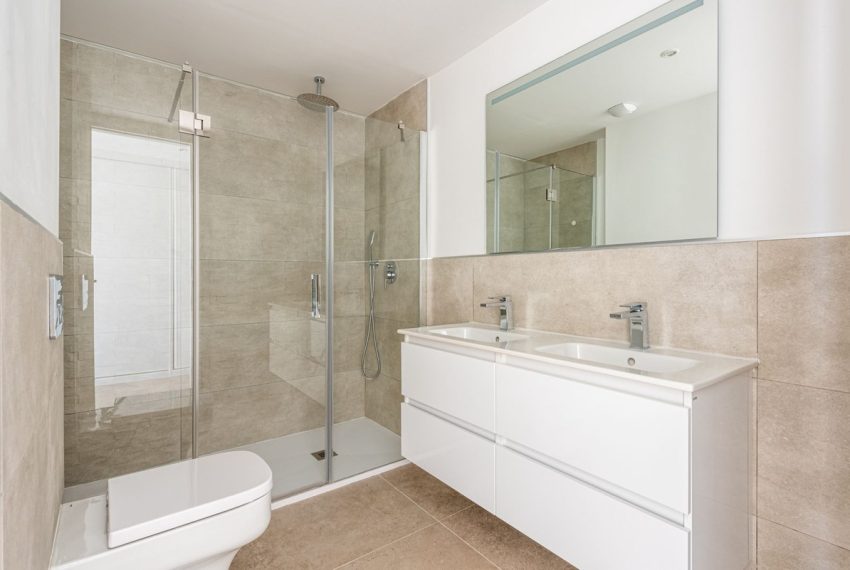 R5307904-Apartment-For-Sale-Estepona-Penthouse-4-Beds-145-Built-11