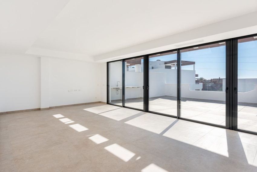 R5307904-Apartment-For-Sale-Estepona-Penthouse-4-Beds-145-Built-5