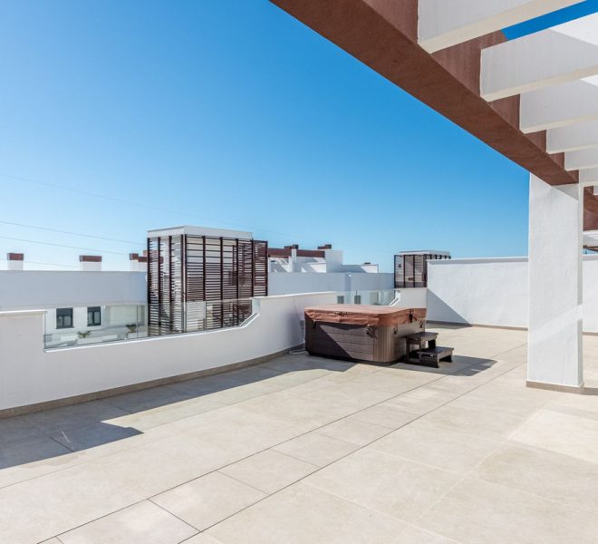 R5307904-Image 1-Penthouse - 4 Beds - 145 Built