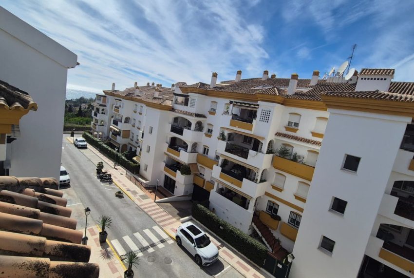 R5309131-Apartment-For-Sale-Nagueles-Penthouse-Duplex-3-Beds-147-Built