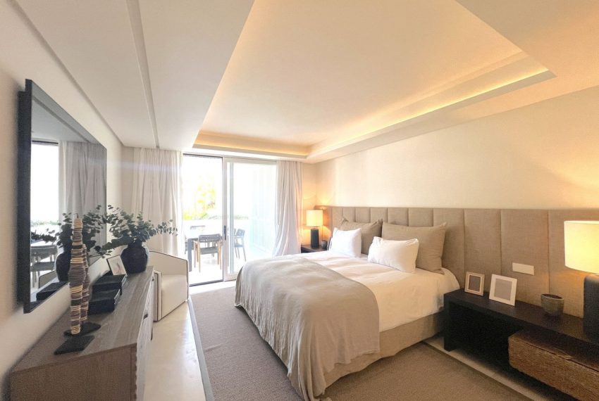 R5314498-Apartment-For-Sale-The-Golden-Mile-Ground-Floor-Apartment-3-Beds-140-Built-8