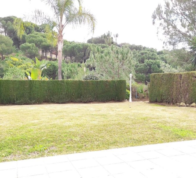 R5315893-Image 1-Ground Floor Apartment - 3 Beds - 140 Built