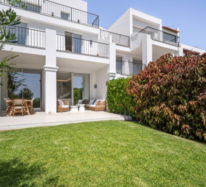 R5316028-Image 1-Townhouse - 4 Beds - 198 Built