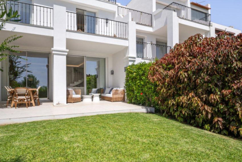 R5316028-House-For-Sale-La-Quinta-Townhouse-4-Beds-198-Built