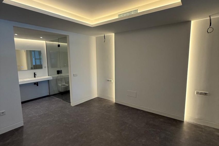 R5316097-Apartment-For-Sale-Nueva-Andalucia-Ground-Floor-Apartment-1-Beds-92-Built-3