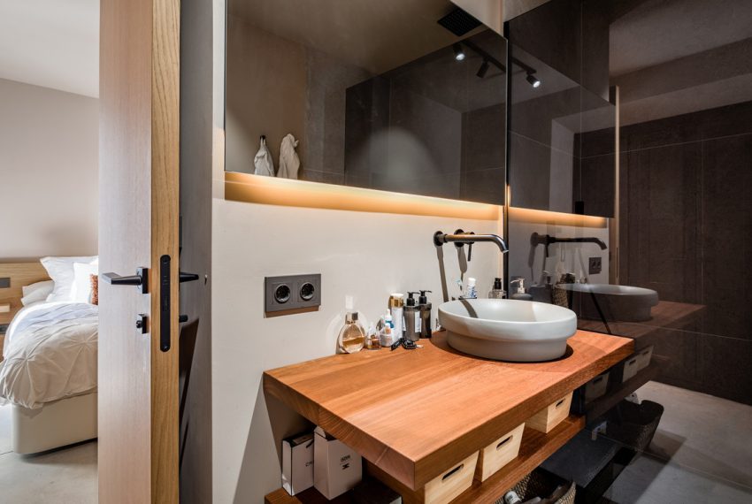 R5316343-House-For-Sale-Nueva-Andalucia-Townhouse-2-Beds-140-Built-8