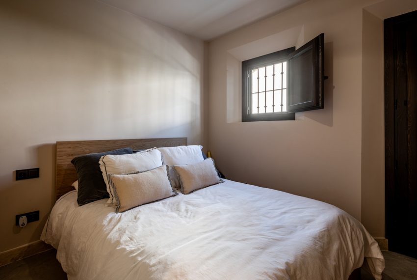 R5316343-House-For-Sale-Nueva-Andalucia-Townhouse-2-Beds-140-Built-9