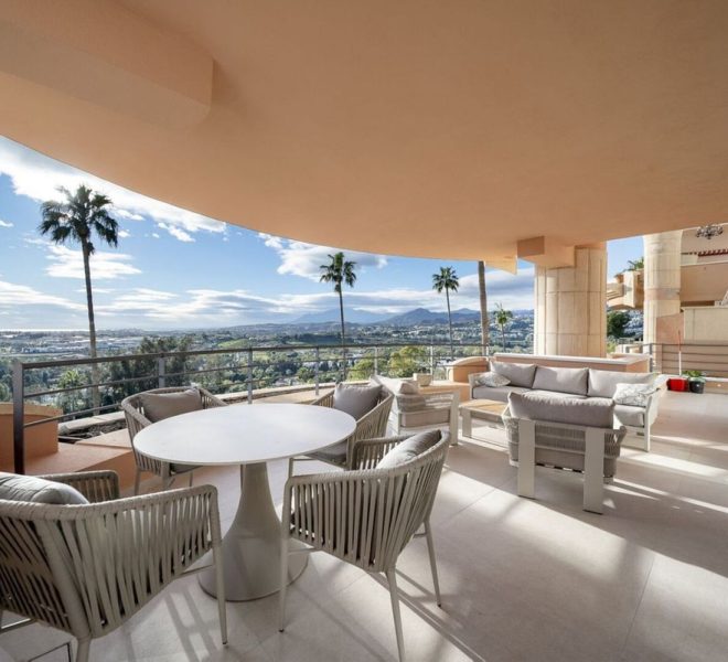 R5316589-Image 1-Middle Floor Apartment - 3 Beds - 204 Built