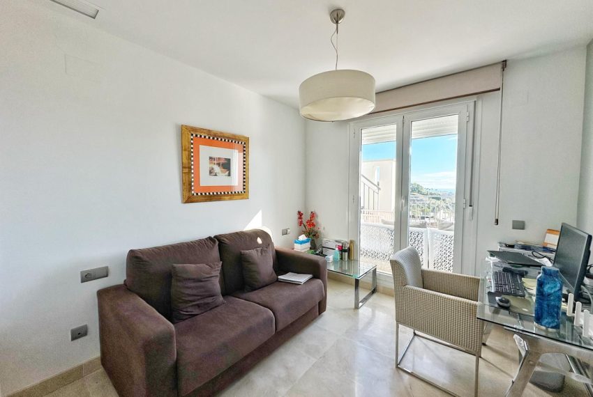 R5316640-Apartment-For-Sale-Los-Arqueros-Penthouse-Duplex-2-Beds-103-Built-2