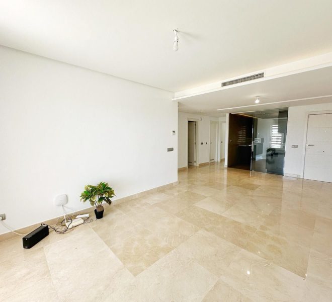 R5316658-Image 1-Middle Floor Apartment - 3 Beds - 120 Built