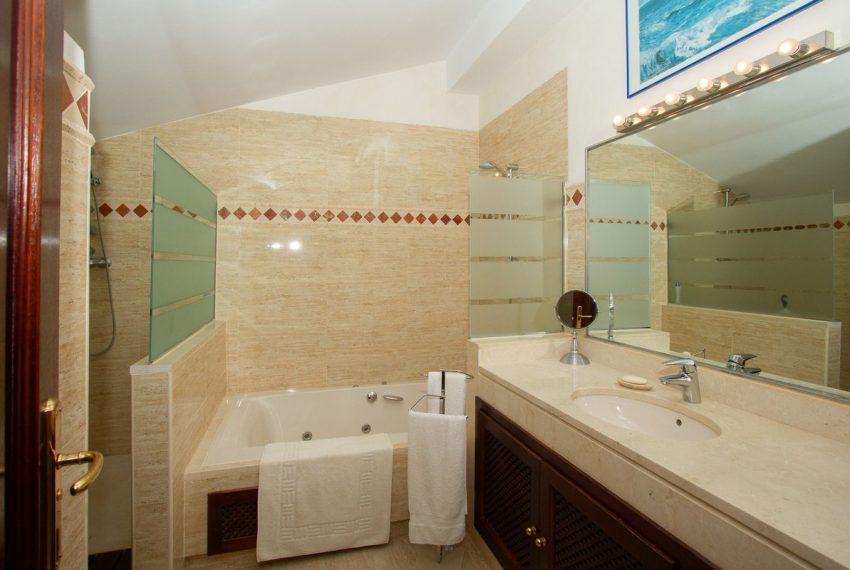 R5316832-Apartment-For-Sale-La-Mairena-Penthouse-3-Beds-171-Built-8