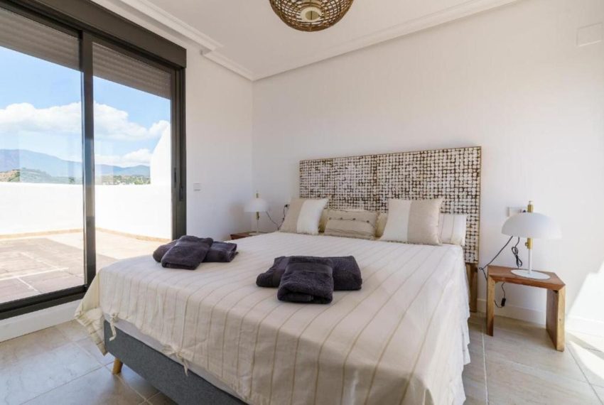 R5317012-Apartment-For-Sale-Estepona-Penthouse-2-Beds-100-Built-8