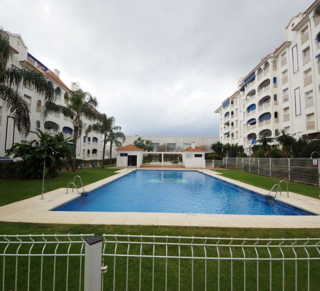 R5317468-Image 1-Middle Floor Apartment - 3 Beds - 115 Built