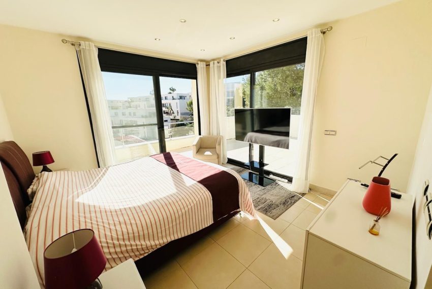 R5318167-Apartment-For-Sale-Altos-de-los-Monteros-Penthouse-3-Beds-139-Built-14