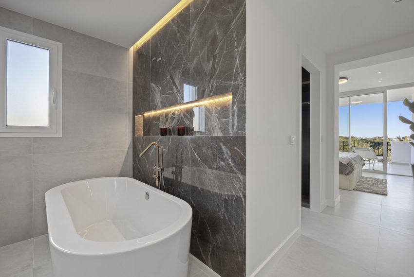 R5318437-Apartment-For-Sale-Benahavis-Middle-Floor-Apartment-3-Beds-186-Built-3