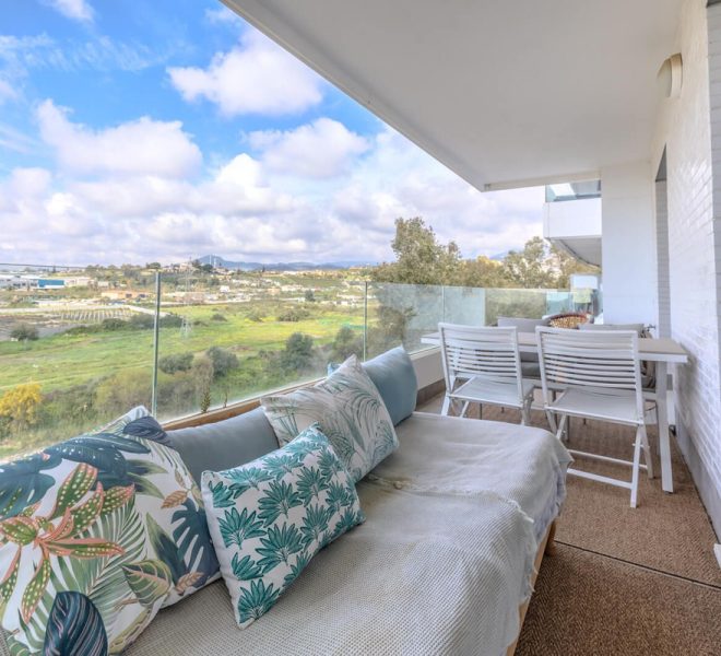 R5318458-Image 1-Middle Floor Apartment - 3 Beds - 107 Built