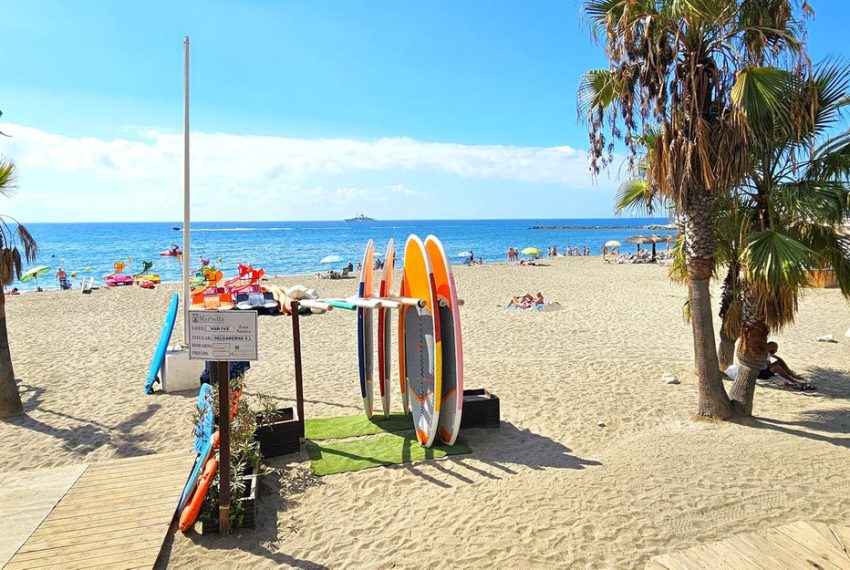 R5318506-Apartment-For-Sale-Marbella-Middle-Floor-Apartment-3-Beds-144-Built