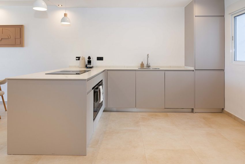 R5318809-Apartment-For-Sale-Nueva-Andalucia-Middle-Floor-Apartment-2-Beds-95-Built-1