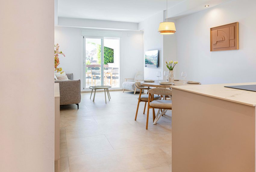 R5318809-Apartment-For-Sale-Nueva-Andalucia-Middle-Floor-Apartment-2-Beds-95-Built-2