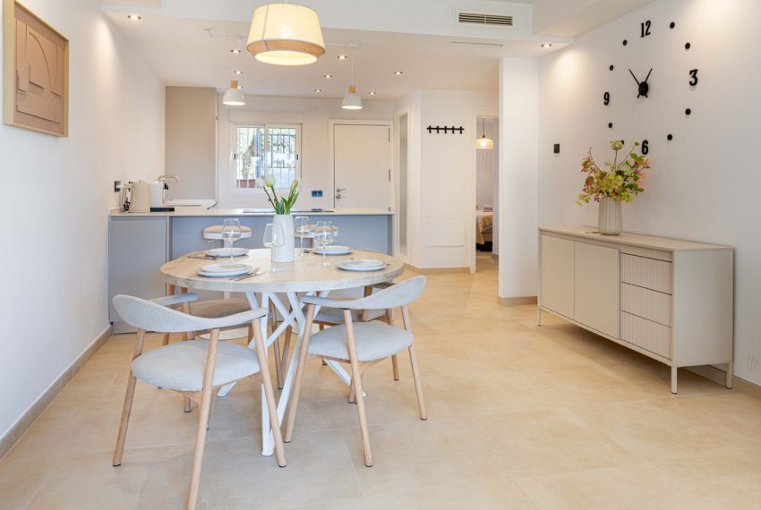 R5318809-Apartment-For-Sale-Nueva-Andalucia-Middle-Floor-Apartment-2-Beds-95-Built-4