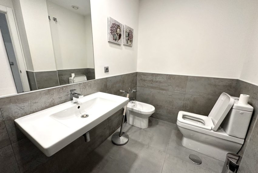 R5318848-Apartment-For-Sale-Nueva-Andalucia-Ground-Floor-Apartment-2-Beds-112-Built-17