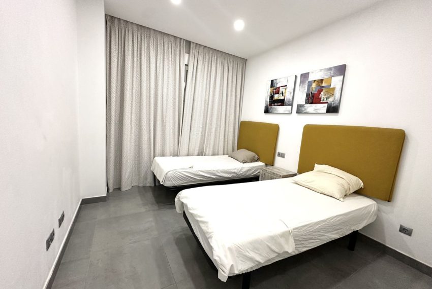 R5318848-Apartment-For-Sale-Nueva-Andalucia-Ground-Floor-Apartment-2-Beds-112-Built-8