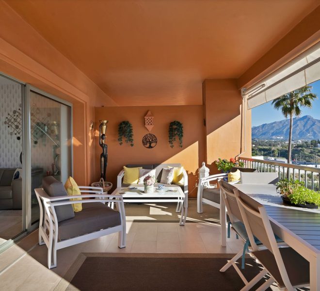 R5319541-Image 1-Middle Floor Apartment - 2 Beds - 124 Built