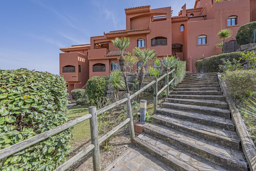 R5320087-Apartment-For-Sale-Estepona-Penthouse-3-Beds-104-Built-3