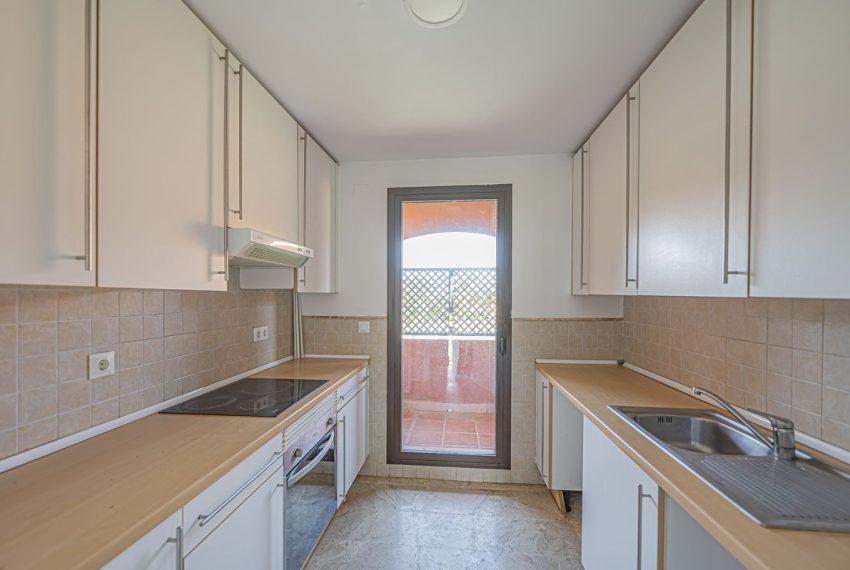 R5320087-Apartment-For-Sale-Estepona-Penthouse-3-Beds-104-Built-4