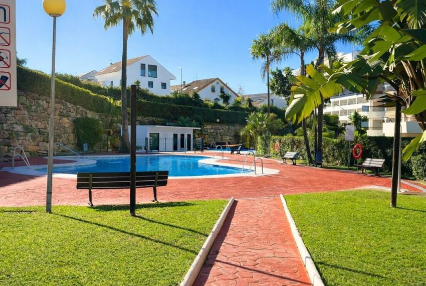 R5320768-Apartment-For-Sale-Guadalmina-Alta-Middle-Floor-Apartment-2-Beds-140-Built-2