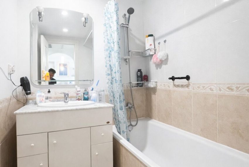 R5320768-Apartment-For-Sale-Guadalmina-Alta-Middle-Floor-Apartment-2-Beds-140-Built-9