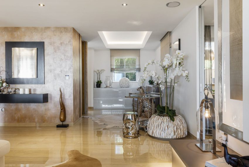 R5321089-Apartment-For-Sale-Los-Almendros-Penthouse-Duplex-4-Beds-350-Built-10