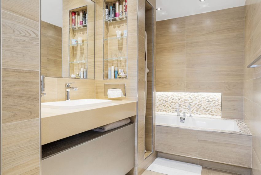 R5321089-Apartment-For-Sale-Los-Almendros-Penthouse-Duplex-4-Beds-350-Built-13