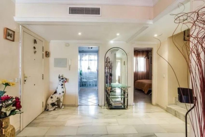 R5321119-Apartment-For-Sale-Marbella-Middle-Floor-Apartment-4-Beds-108-Built-1