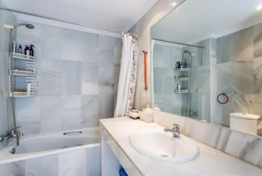 R5321119-Apartment-For-Sale-Marbella-Middle-Floor-Apartment-4-Beds-108-Built-7