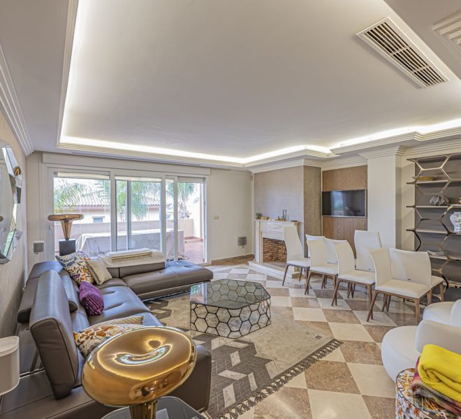 R5321179-Image 1-Middle Floor Apartment - 3 Beds - 145 Built