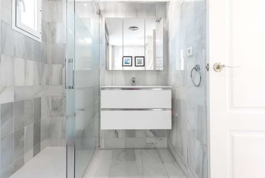 R5321596-Apartment-For-Sale-Nueva-Andalucia-Penthouse-Duplex-2-Beds-112-Built-15