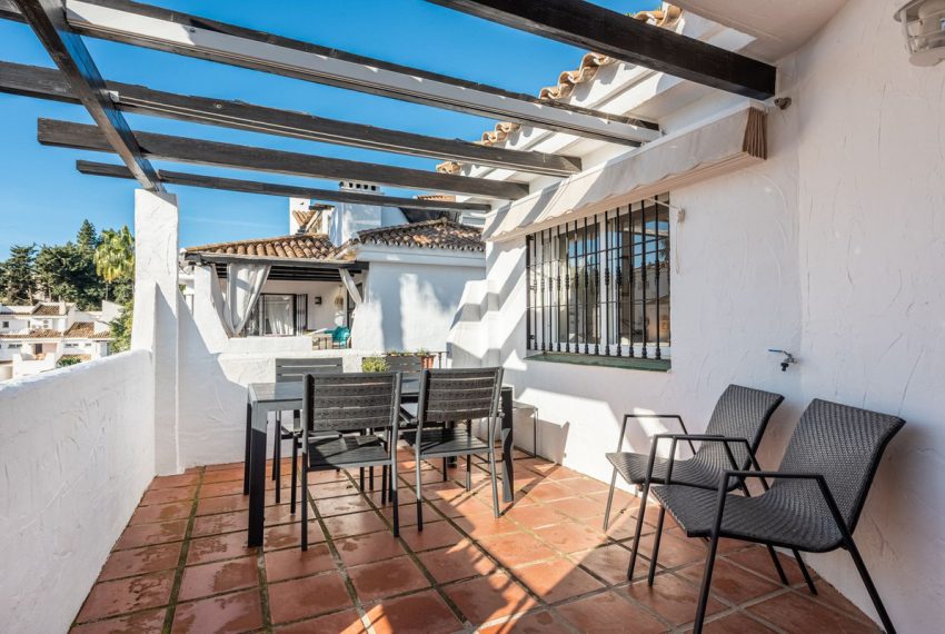 R5321596-Apartment-For-Sale-Nueva-Andalucia-Penthouse-Duplex-2-Beds-112-Built-9
