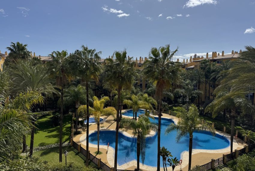 R5321605-Apartment-For-Sale-San-Pedro-de-Alcantara-Middle-Floor-Apartment-3-Beds-120-Built