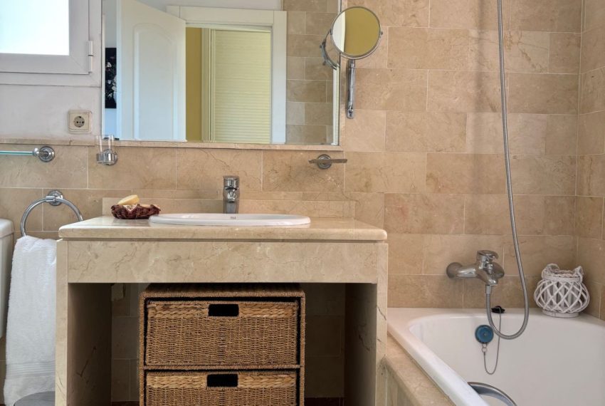 R5321854-Apartment-For-Sale-Marbella-Top-Floor-Apartment-3-Beds-135-Built-13