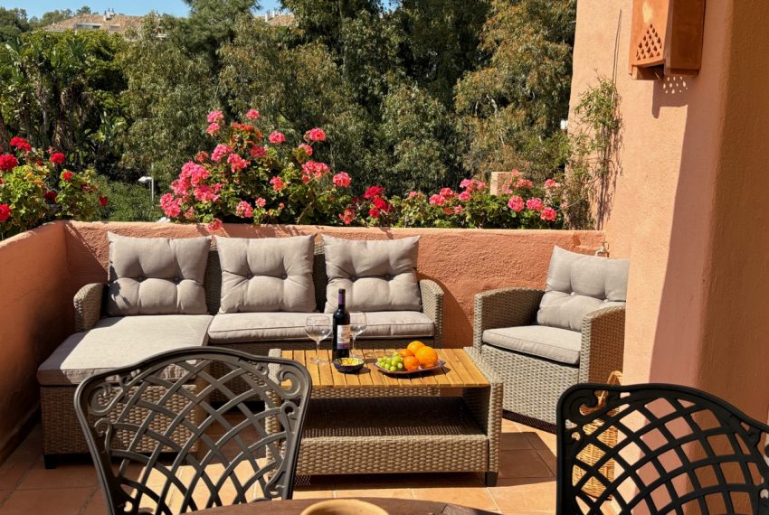 R5321854-Apartment-For-Sale-Marbella-Top-Floor-Apartment-3-Beds-135-Built