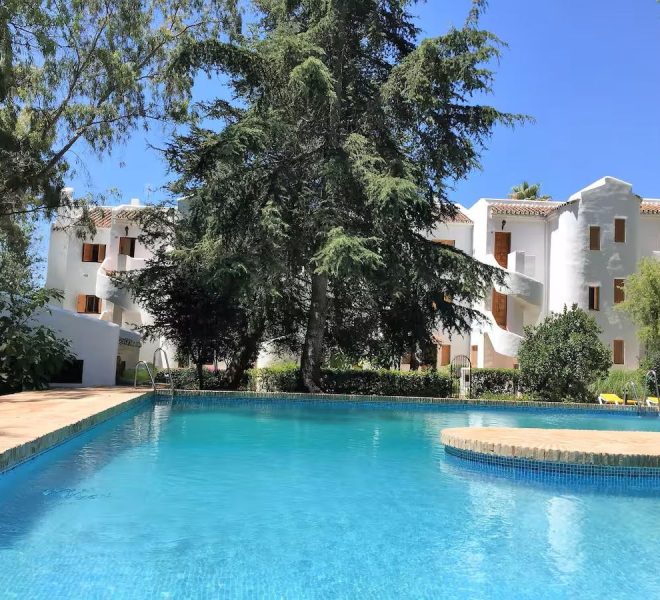 R5322097-Image 1-Middle Floor Apartment - 2 Beds - 107 Built